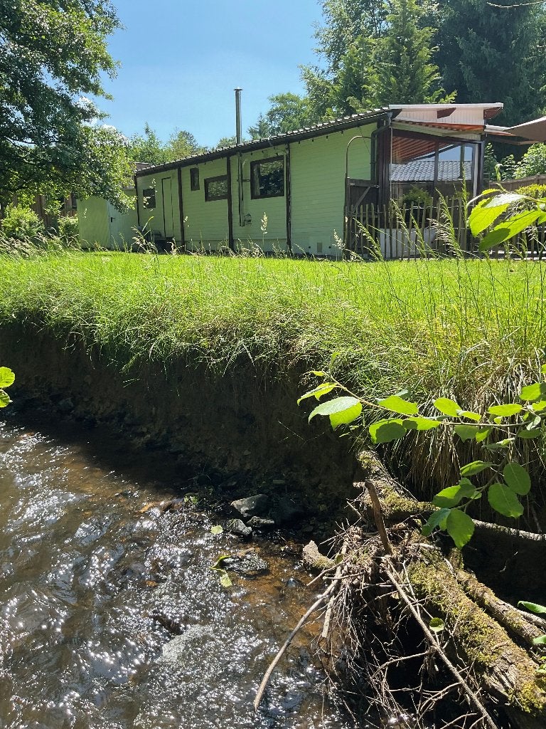 Chalet unique au bord de l'eau à Érezée, 48 m², Province de Luxembourg, 1 chambres, Ventes sans courtier