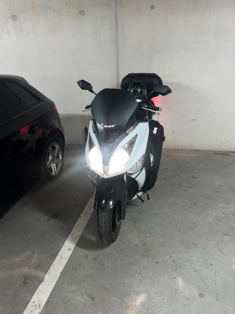 Sym GTS 125i Joymax 2013, Fietsen en Brommers, Scooters | SYM, Zo goed als nieuw, Benzine, Ophalen