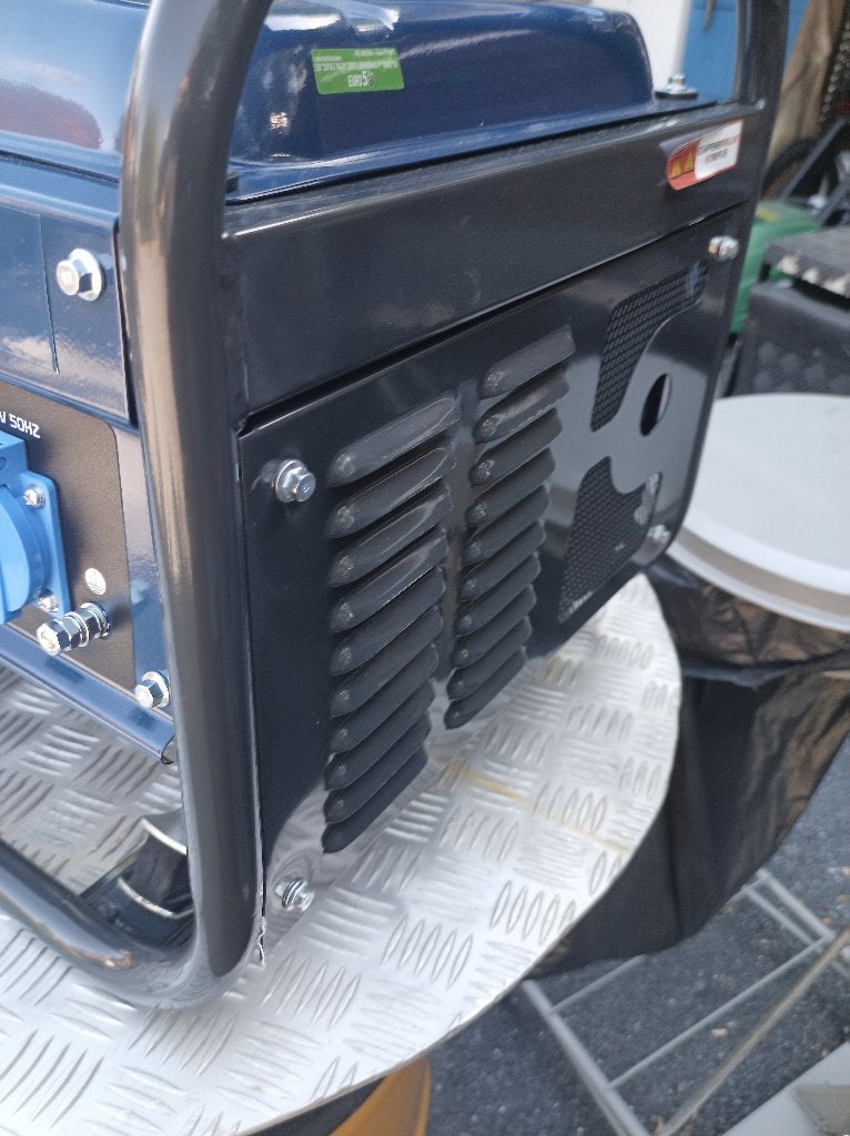 Groupe électrogène neuf 2300 watts en 220 mono, Enlèvement, Neuf, Moins de 5 kVA, Essence