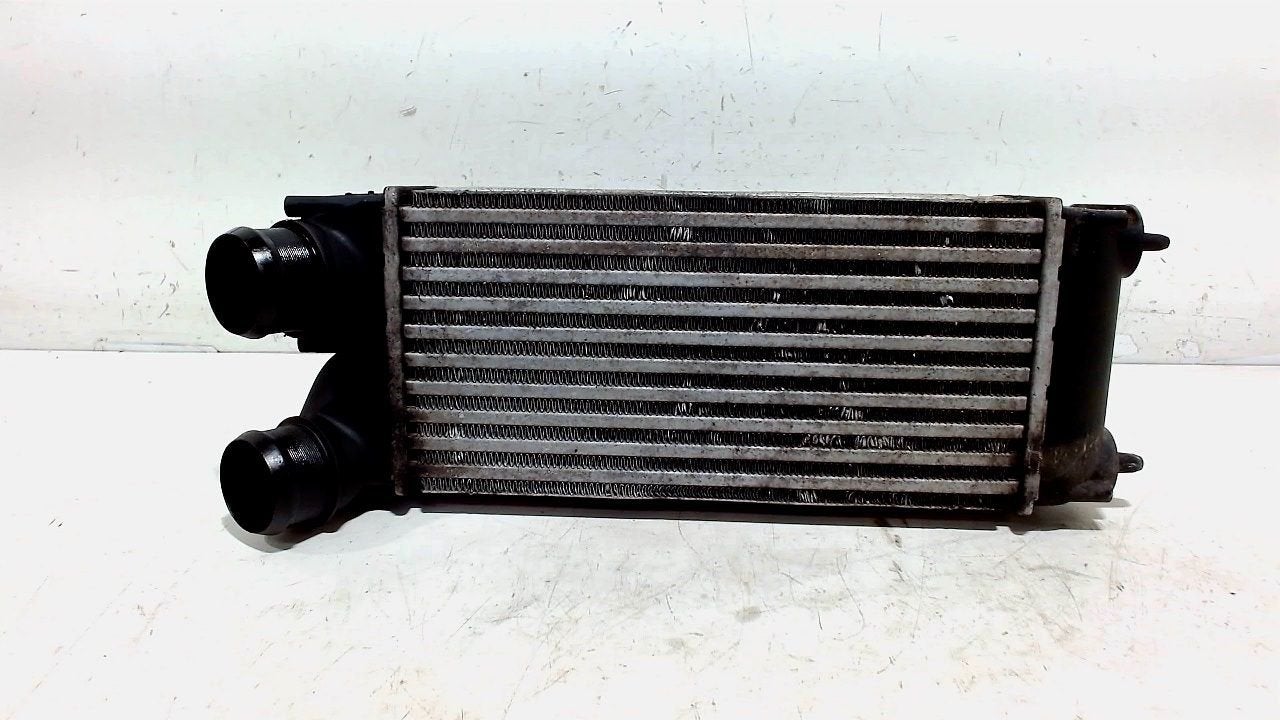 Intercooler radiateur Peugeot Partner, Onderdelen@venauto.nl, Van der Ven Autorecycling B.V., Ettenseweg 76, 4706 PB Roosendaal, The Netherlands