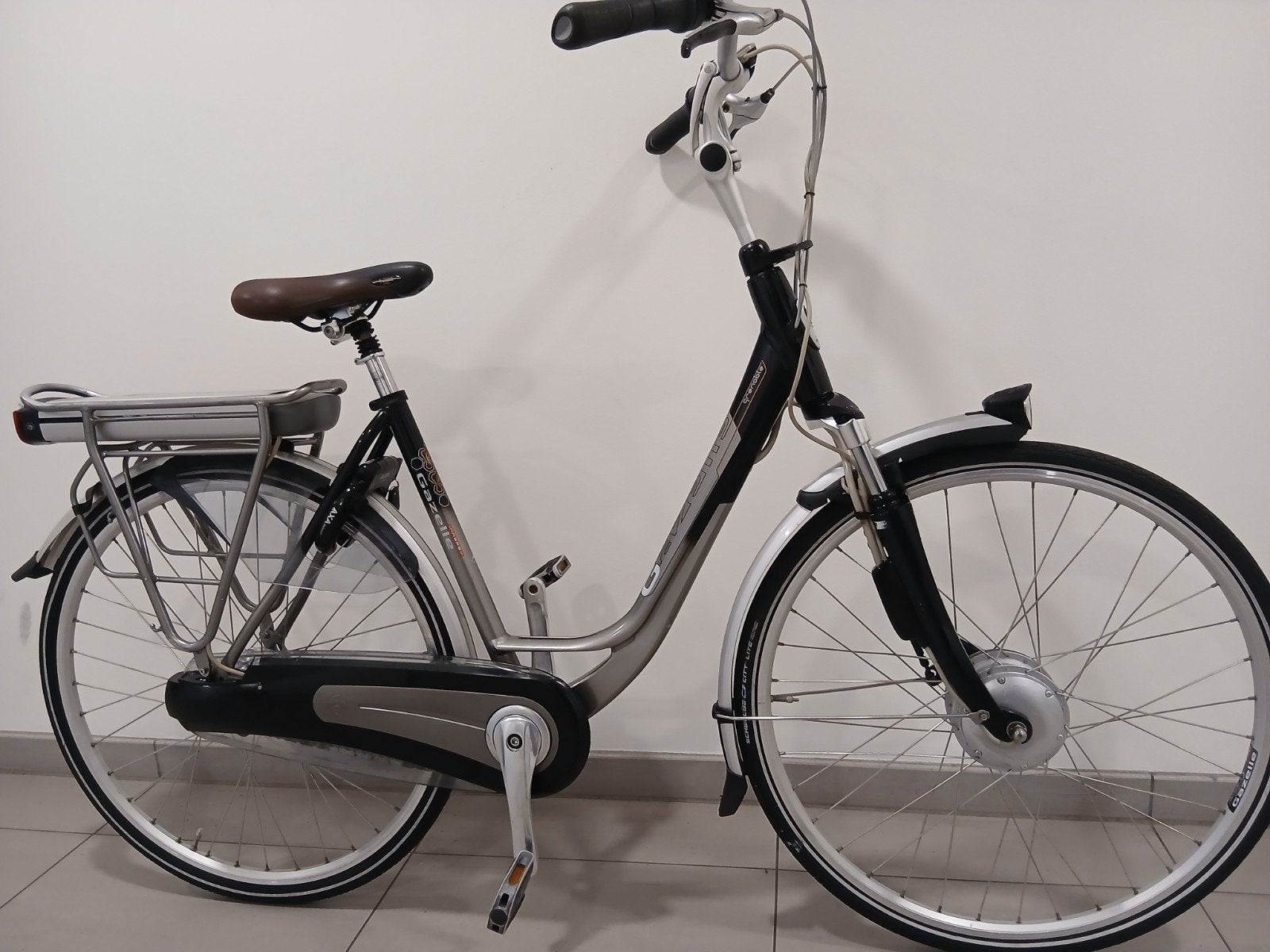 ELEKTRISCHE DAMESFIETS GAZELLE GRENOBLE C7+ PLUS, Ophalen, Zo goed als nieuw, Gazelle