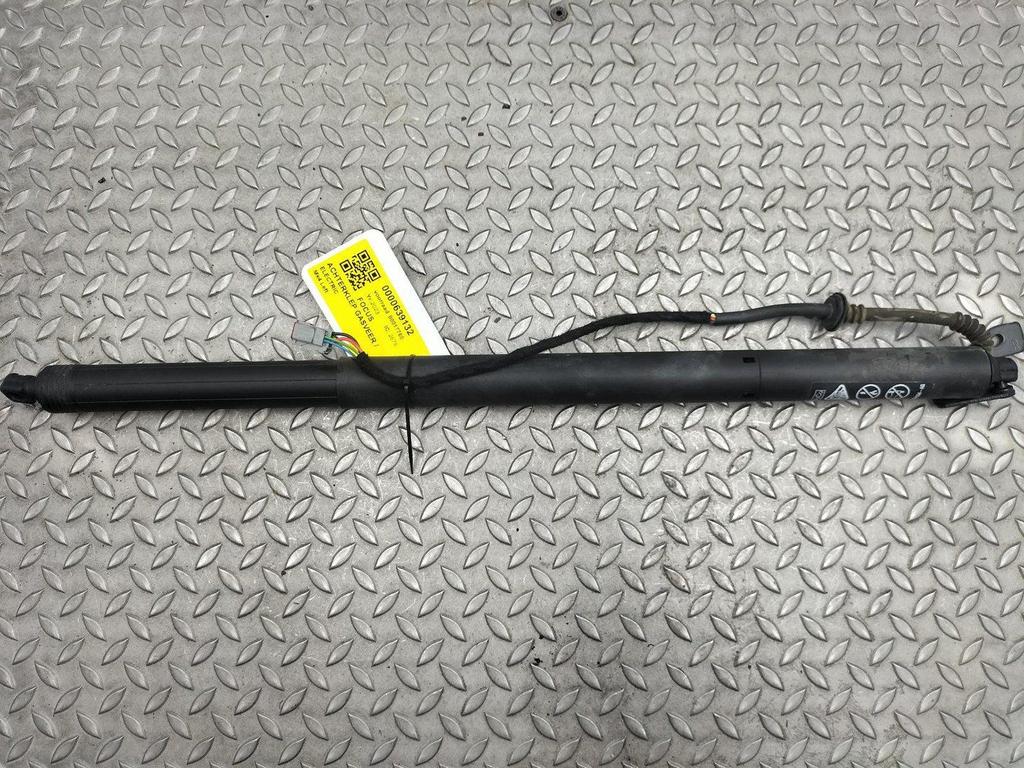 FORD FOCUS ST-Line ACHTERKLEP GASVEER / ELEKTRISCHE SPINDEL, Ophalen of Verzenden, Gebruikt, ARN erkend