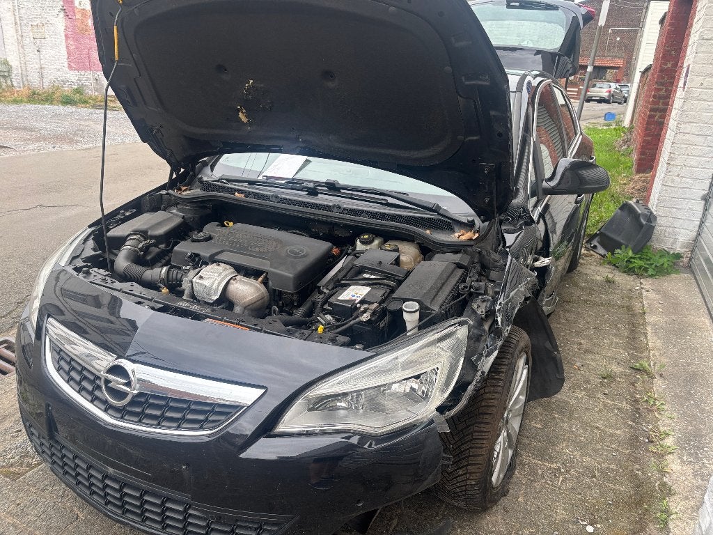 MOTEUR 1300 TURBO DIESEL OPEL ASTRA J, Autos : Pièces & Accessoires, Moteurs & Accessoires, RUE BRIGADE PIRON 307, Enlèvement