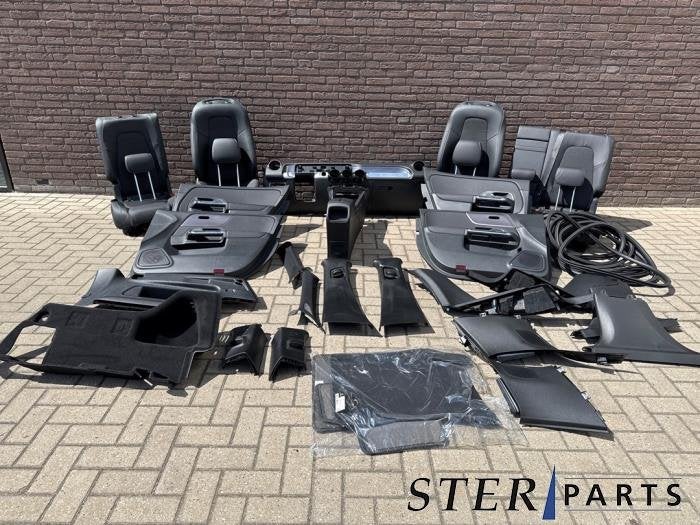 Kit revêtement (complet) d'un Mercedes GLB-Klasse, 3 mois de garantie, Utilisé, -, -