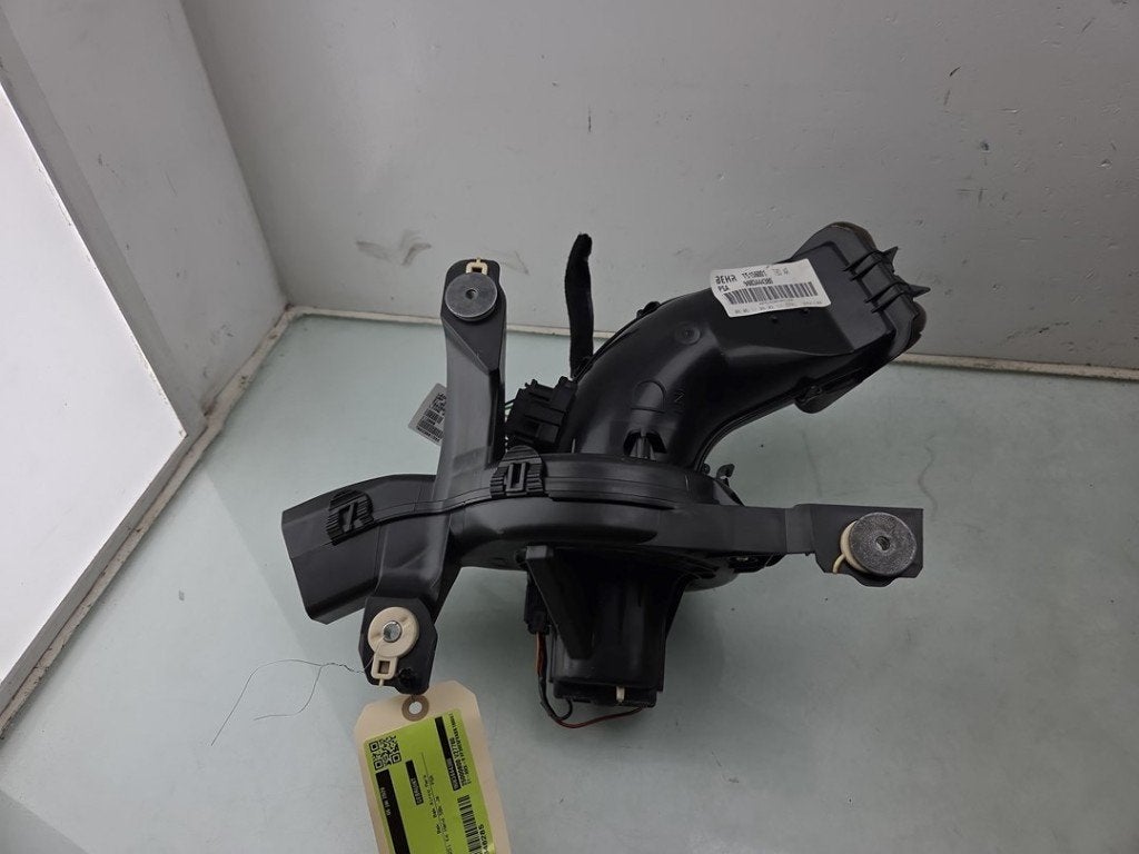 KACHEL VENTILATORMOTOR Peugeot 5008 I (0A / 0E), Dhr. J. Ham, Gebruikt, Administratie@autoham.nl, Peugeot