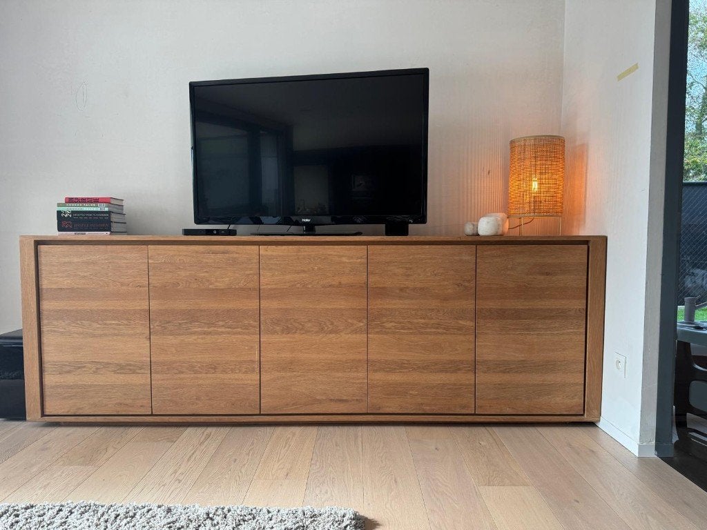 Ethnicraft Oak Shadow dressoir – 5 deuren – massief eik, Ophalen, 75 cm of meer, Eikenhout, Zo goed als nieuw