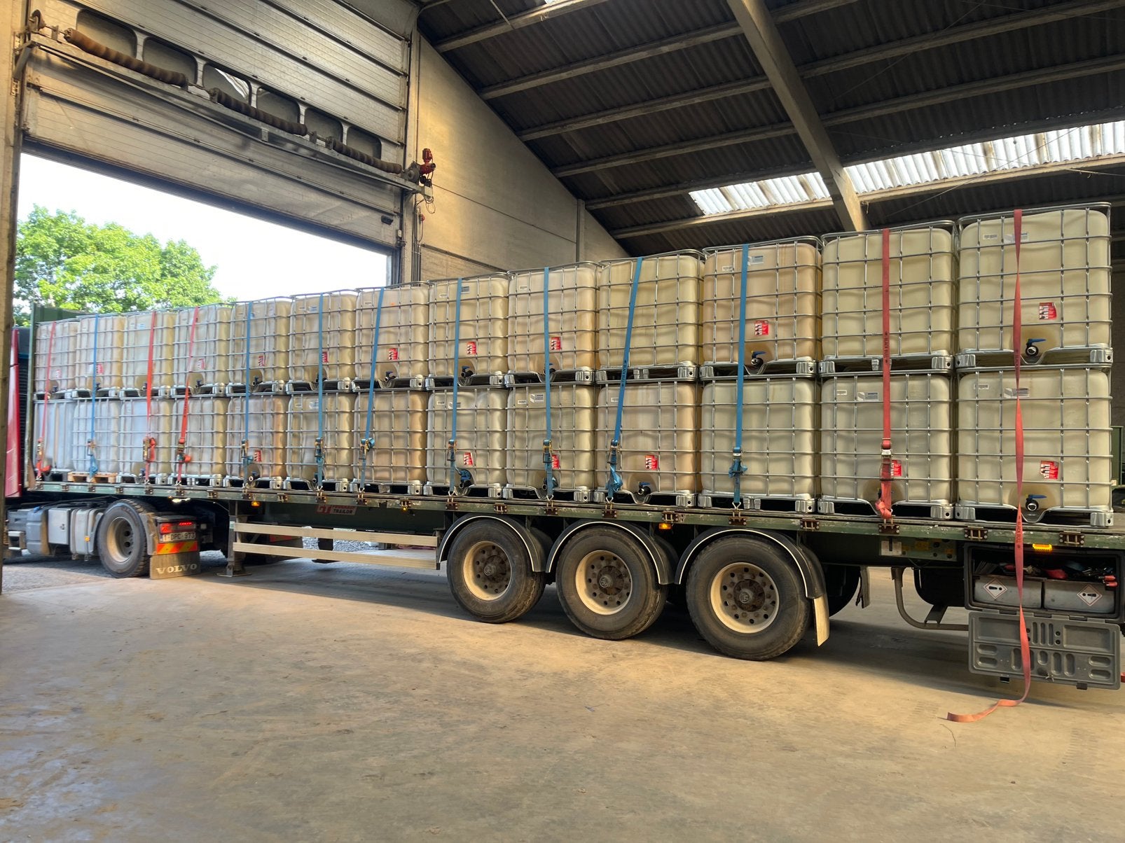 IBC-tanks van 1000 l, metalen pallet, LEVERING mogelijk, Tuin en Terras, Regentonnen, Ophalen of Verzenden, Hout