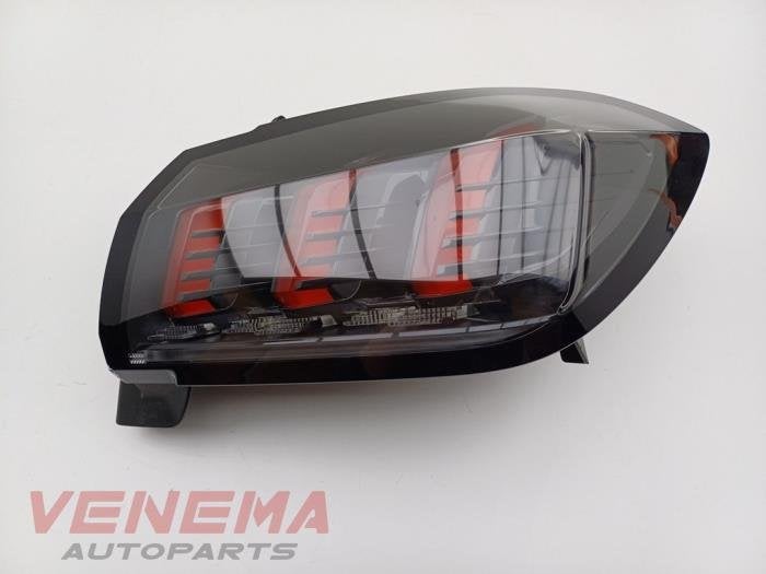 Feu arrière droit d'un Peugeot 208, Autos : Pièces & Accessoires, -, 3 mois de garantie, Utilisé, -