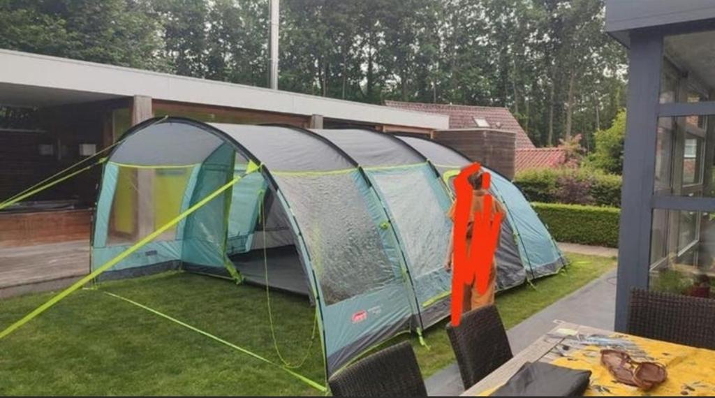 Coleman Meadowood 6L tent - amper gebruikt!, Caravans en Kamperen, Tenten, Ophalen, Zo goed als nieuw