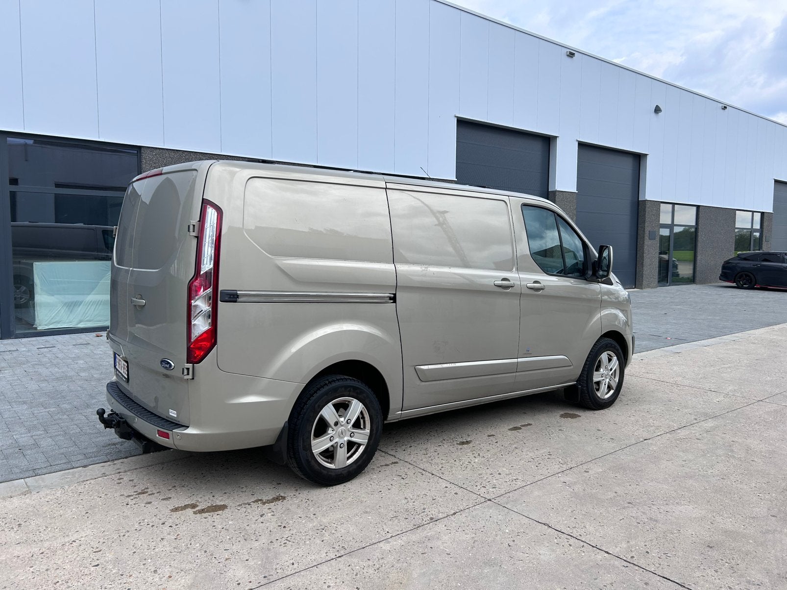 Ford transit 2.2 tdci - 2016, Auto's, Particulier, Ford, Achteruitrijcamera, Te koop