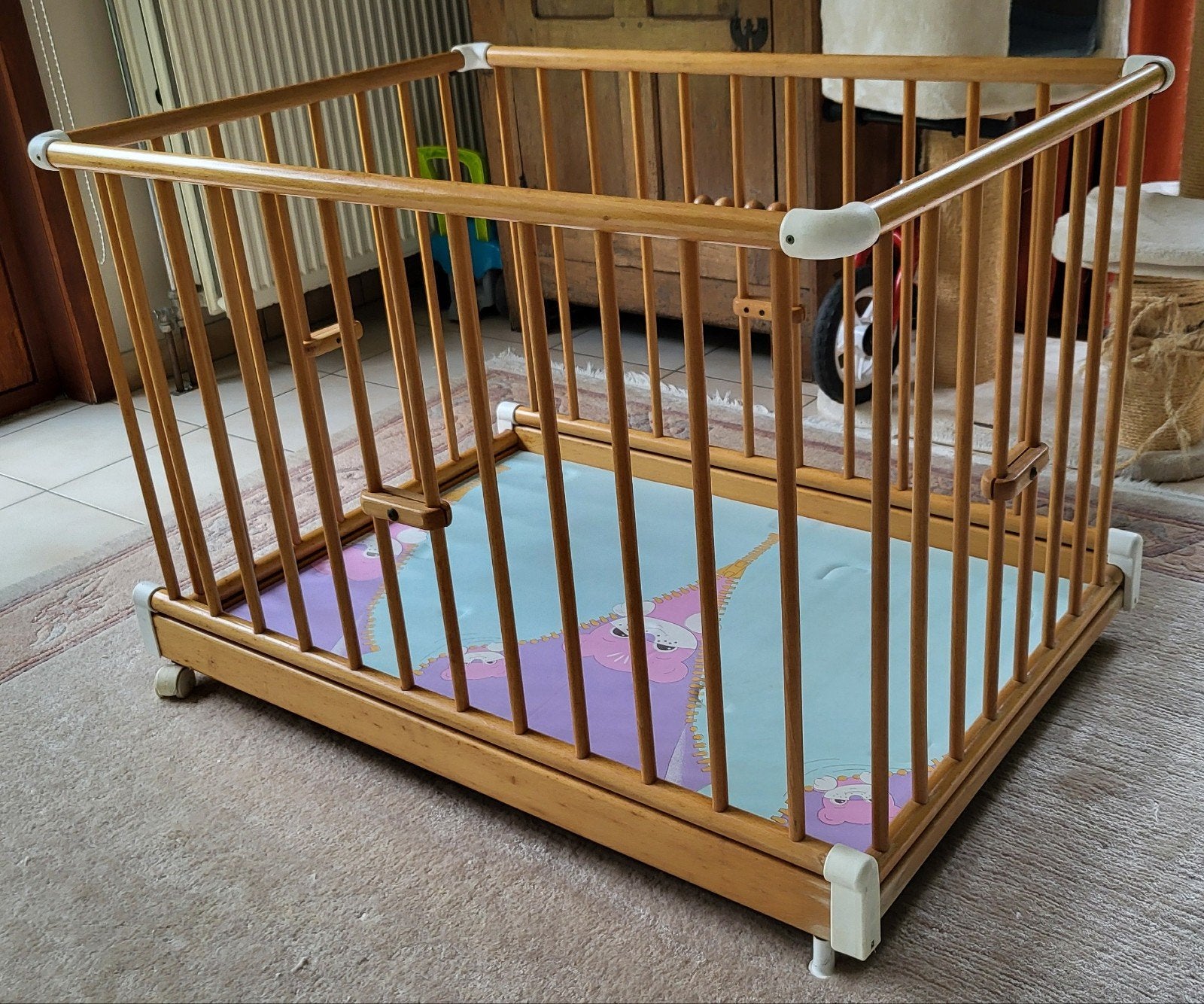 Vintage houten babybox, Kinderen en Baby's, Babyparken