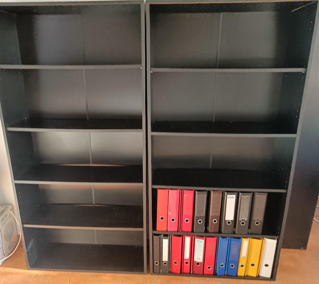 Etagères noires en bois, Maison & Meubles, Enlèvement, Comme neuf