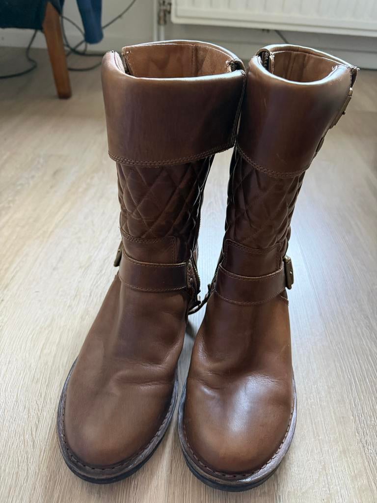 Ugg kortje stoere lederen laarsjes nieuw, Ophalen of Verzenden, Nieuw