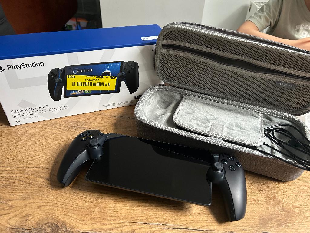 PlayStation portable, 1 joueur, Enlèvement, Neuf, À partir de 7 ans