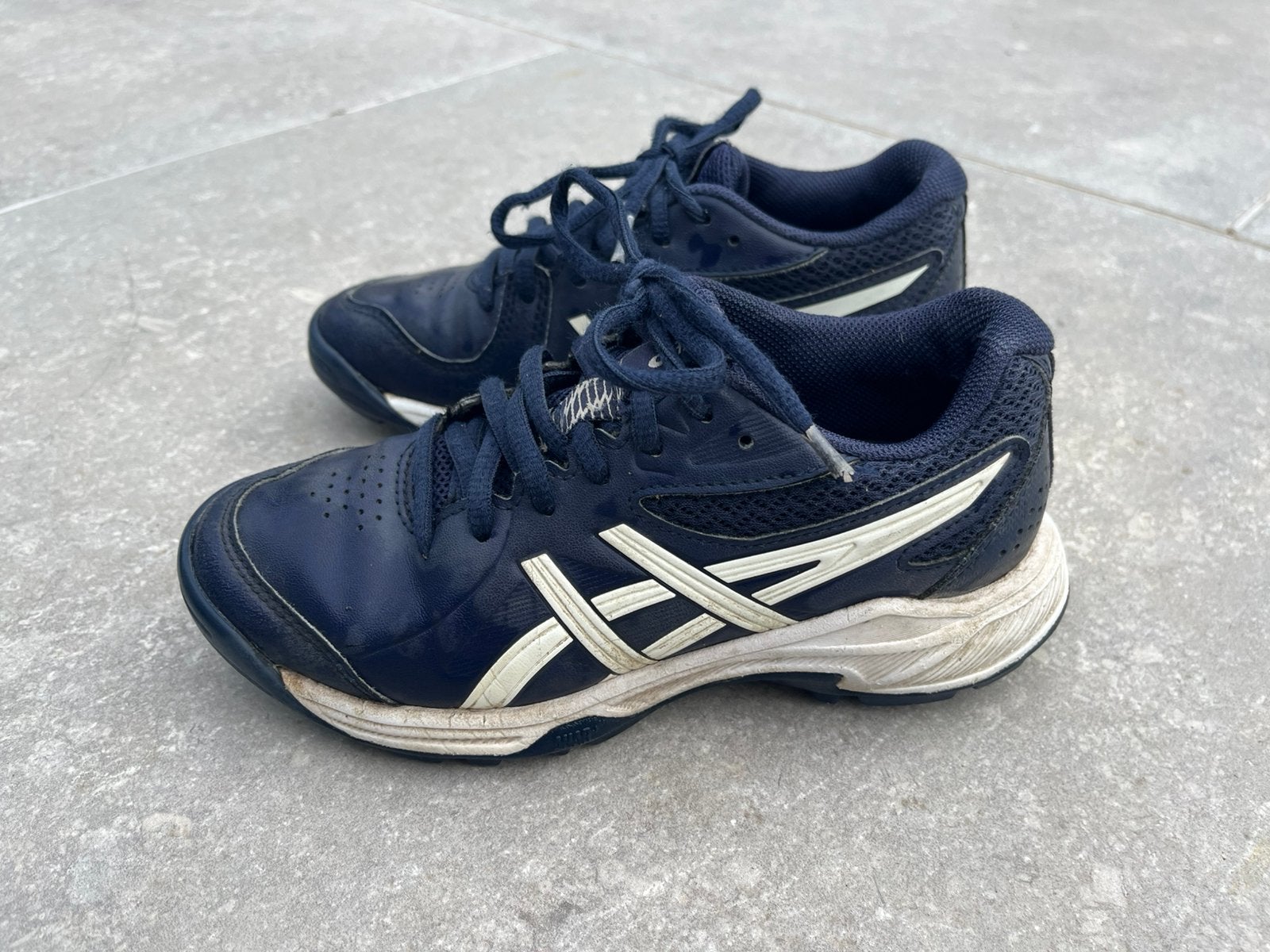 Hockeyschoenen Asics, Sports & Fitness, Hockey, Enlèvement, Comme neuf, Chaussures