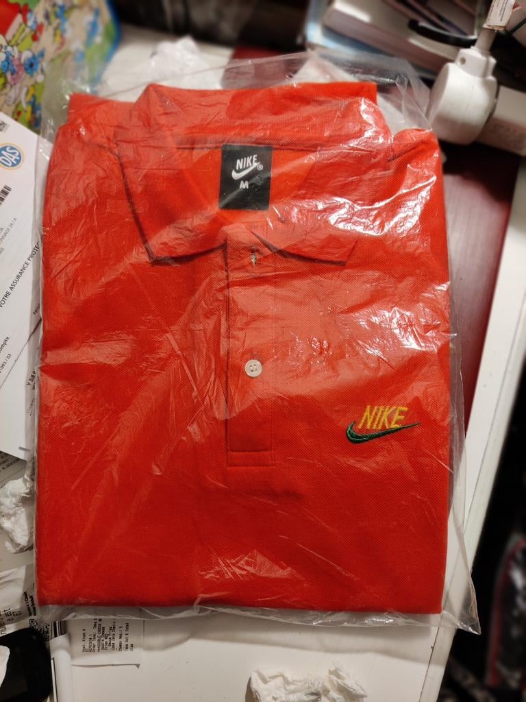 Polo unisexe NIKE taille M rouge, Sports & Fitness, Tennis, Enlèvement, Nike