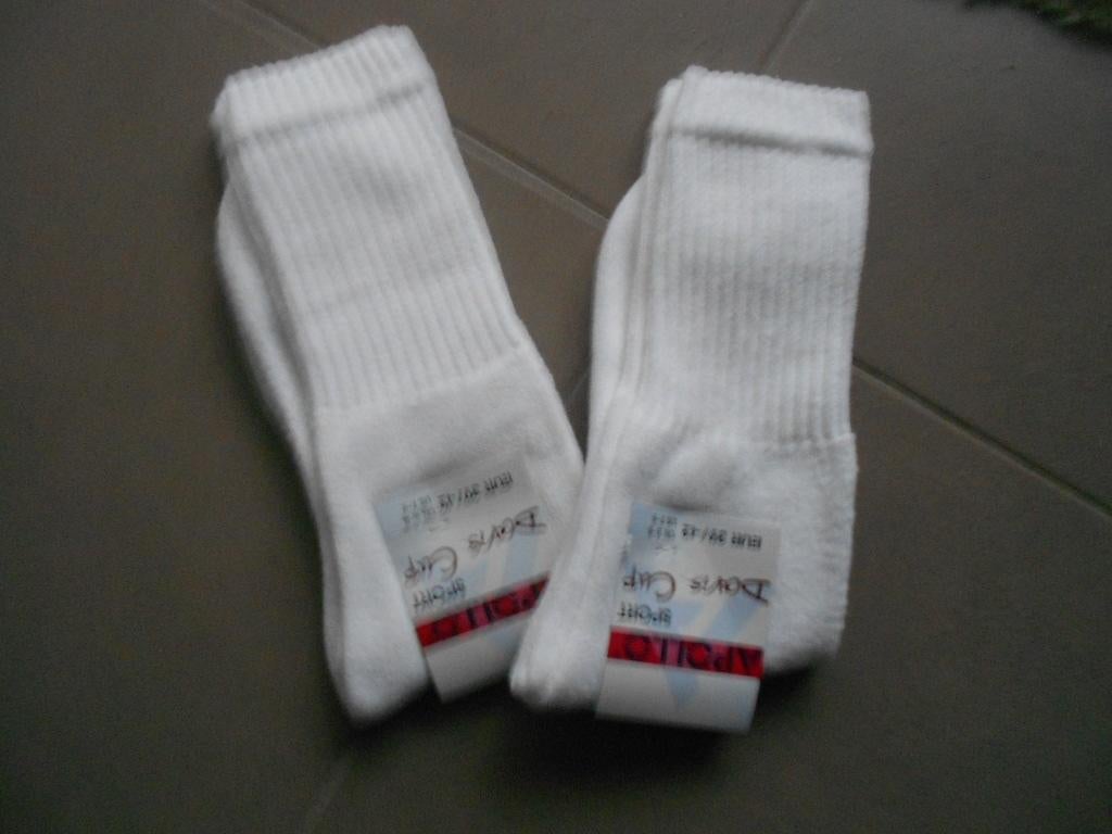 2 paar nieuwe witte sportsokken mt 39-42, Kleding | Heren, Sokken en Kousen, Ophalen of Verzenden, Nieuw, Maat 39 t/m 42, Wit