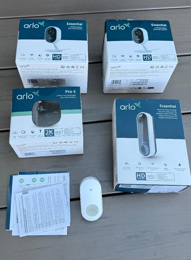 Arlo camera complete set videobewaking beveiligingcamera, Ophalen of Verzenden, Zo goed als nieuw