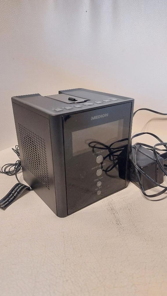 Medion wekkerradio, Verzenden, Gebruikt, Digitaal