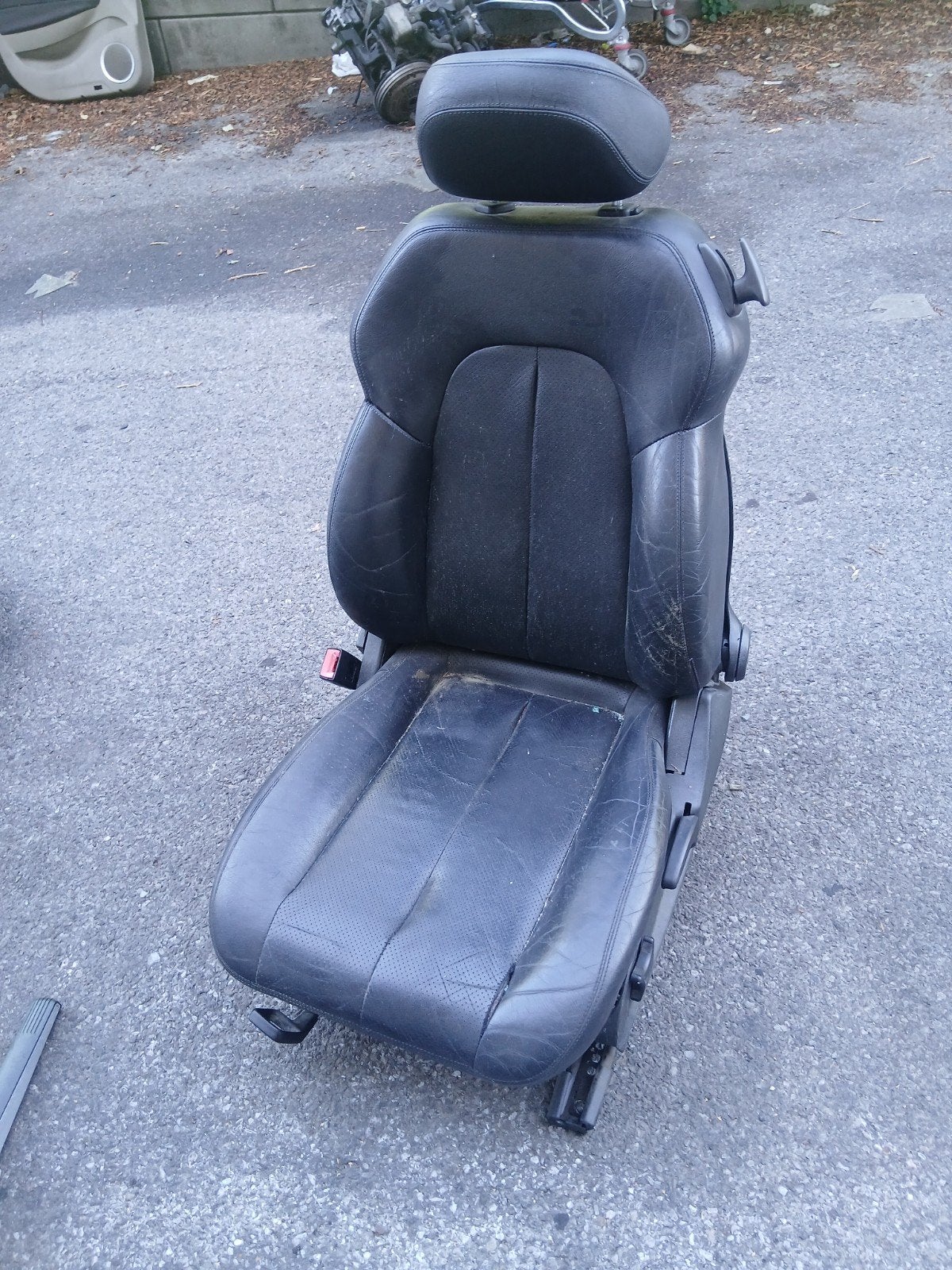 siege cuir mercedes gab, Enlèvement ou Envoi