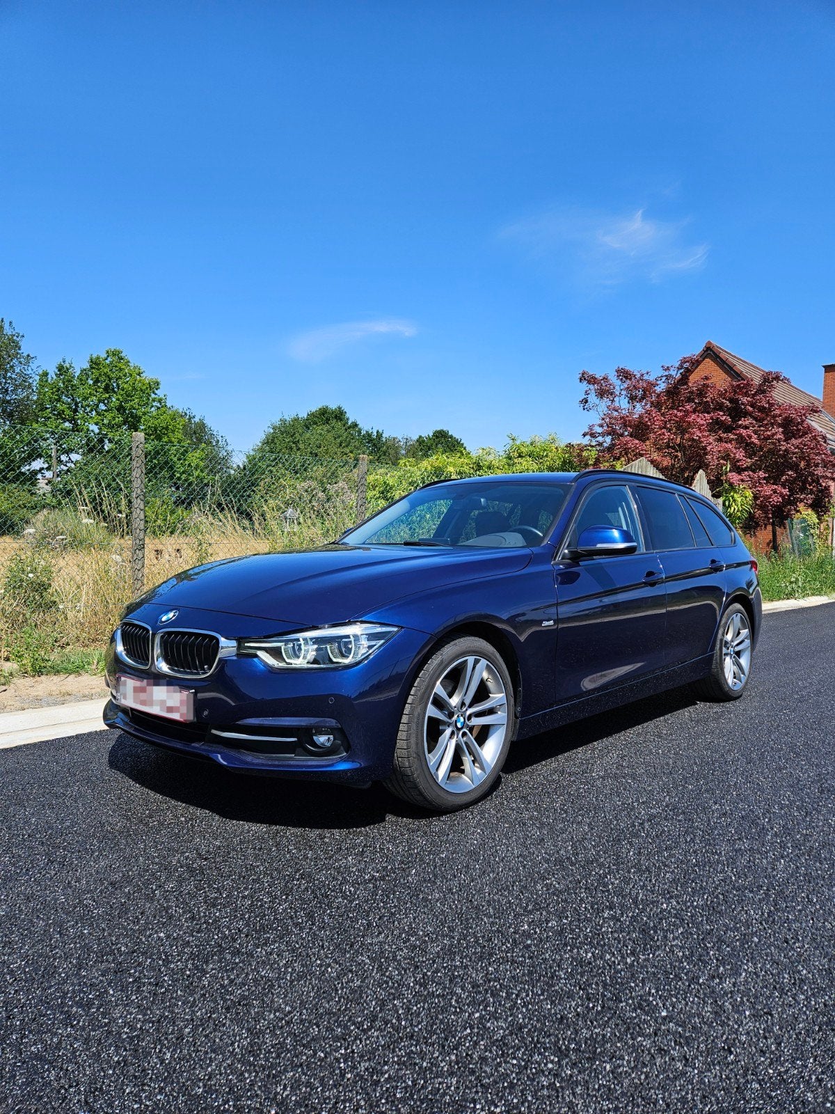 BMW 318d touring (f31) - 86.000km - handgeschakeld, Autos, BMW, Cuir, Achat, Boîte manuelle, Noir