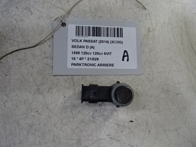 PARKEERSENSOR Volkswagen Passat (3G2) (01-2014/-), Gebruikt, Volkswagen