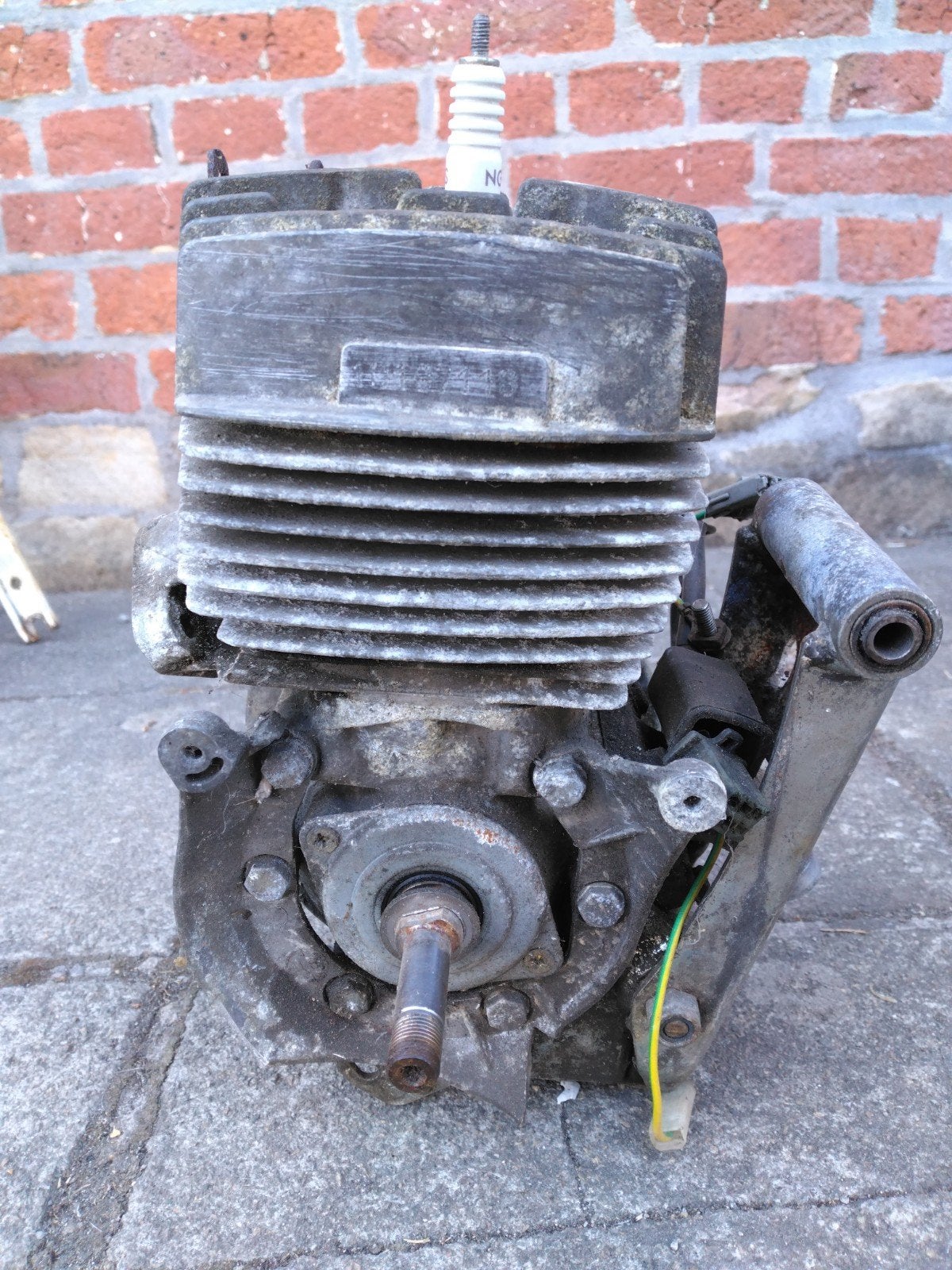 moteur 103s, Ophalen