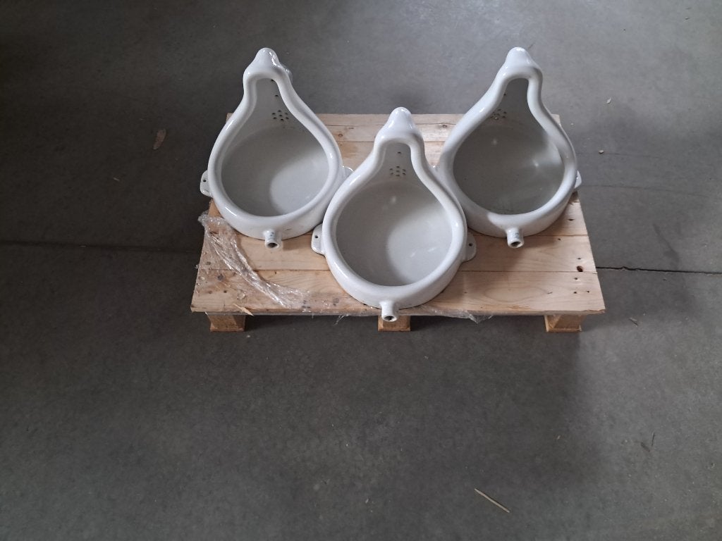 3 urinoirs wit in porselein, Ophalen, Zo goed als nieuw, Toilet