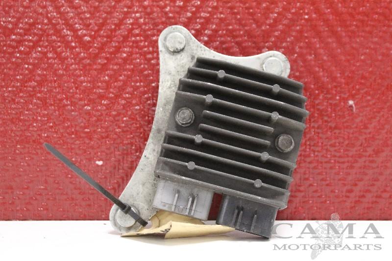 REGULATEUR DE TENSION Kawasaki (FH012BA), Dhr. S. di Majo, Utilisé, Info@cama-motorparts.nl, P.J. Troelstraweg 8 8
3144 CX  MAASSLUIS, NL