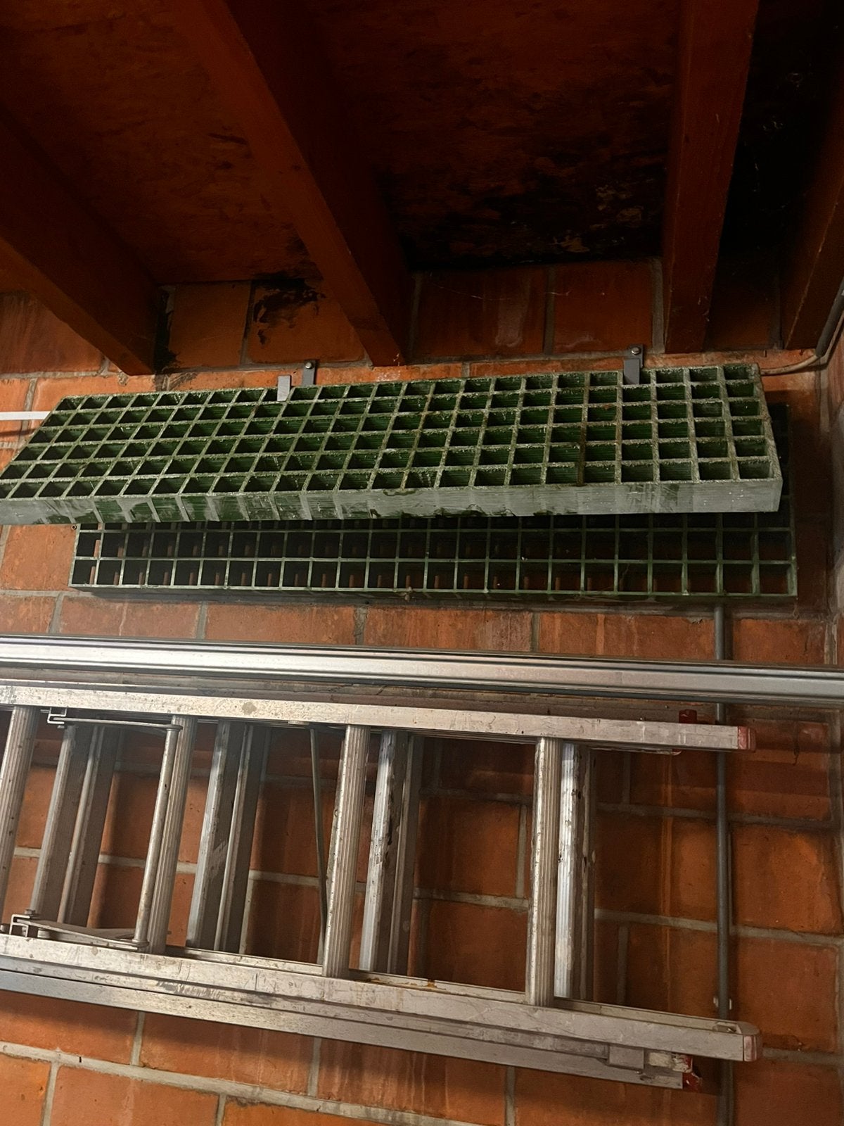 Plateaux à gaufres ou plaques routières 4x4, Enlèvement, Comme neuf