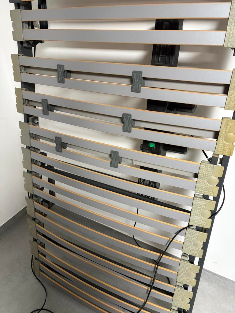 Sommier electrique telecommande, 90 cm, Une personne, Enlèvement, Utilisé
