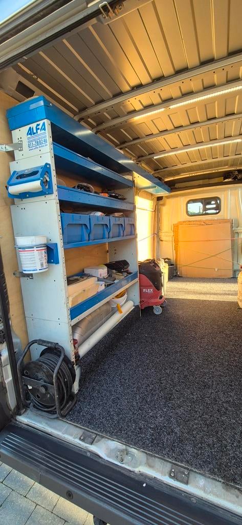 Bedrijfswageninrichting, Auto-onderdelen, Ophalen