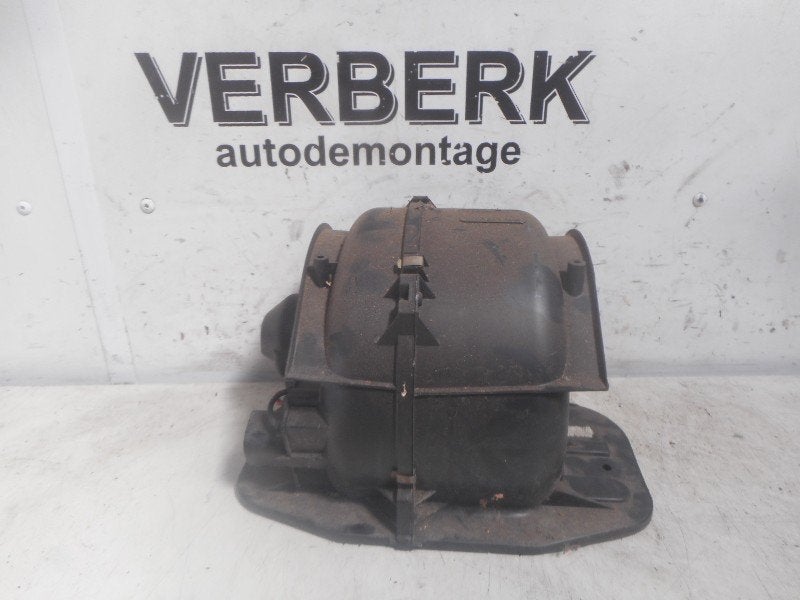 VENTILATEUR DE CHAUFFAGE 19 Phase I (B / C53) (7700811864), Renault, Utilisé, Peter-Huppertz-Straße 5
51063  Köln, DE, Dialog.deutschland@renault.de