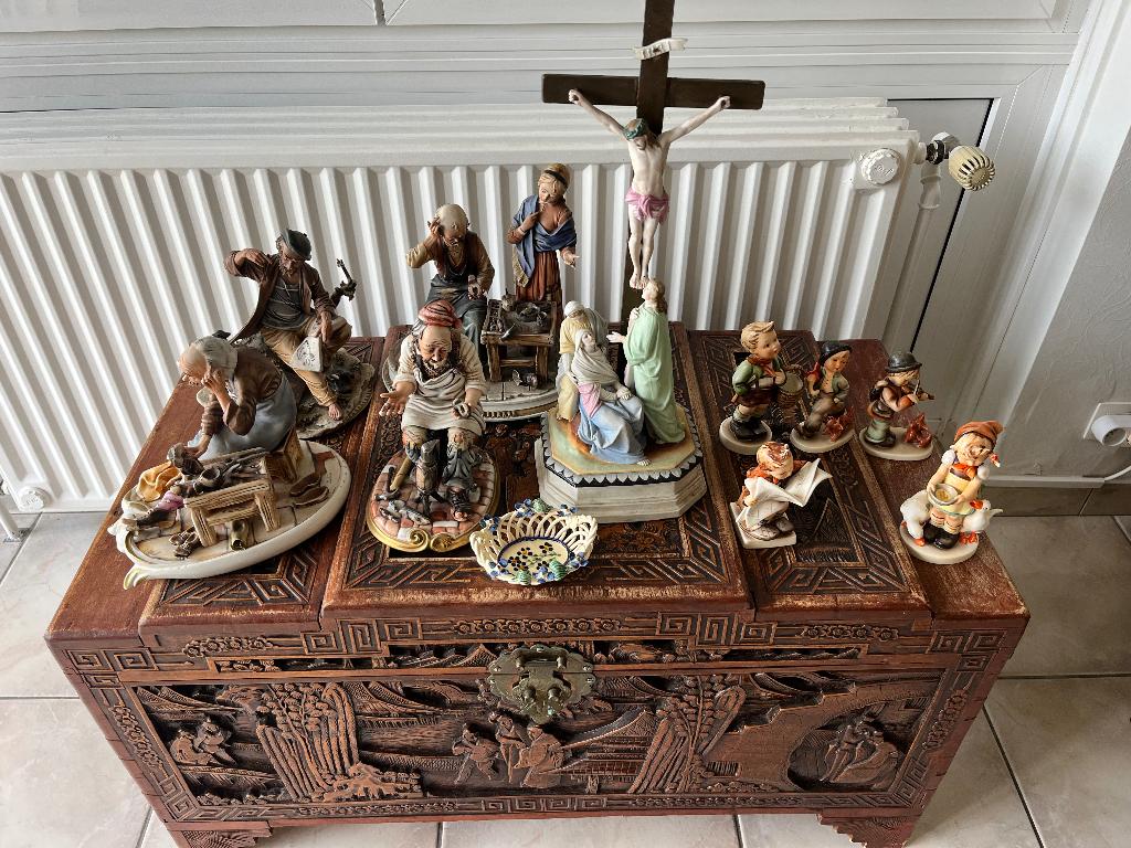Figurines Hummel Capodimonte biscuit, Enlèvement, Hummel