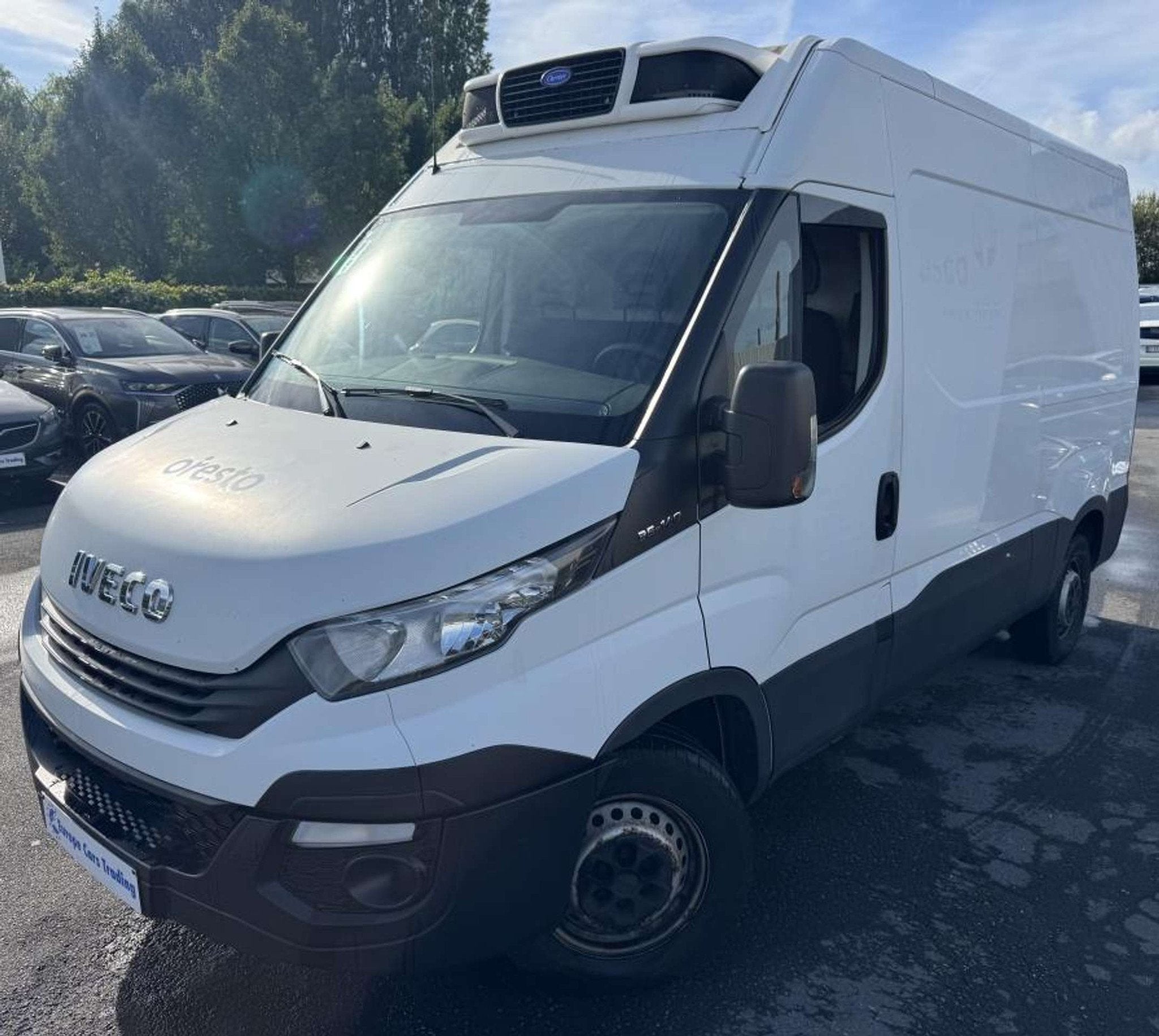 Iveco Daily 35S140 2.3HPI 136CH DOUBLE FRIGO NEG/POS €HT G, 100 kW, Stof, Gebruikt, Iveco