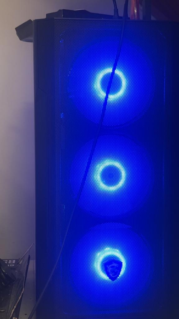 Pc gaming professionnel, Ophalen of Verzenden, Gebruikt, Overige genres