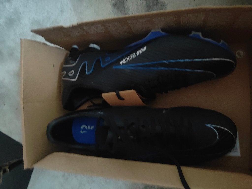 Crampons Nike air zoom pointure 43, Sports & Fitness, Enlèvement, Neuf, Chaussures