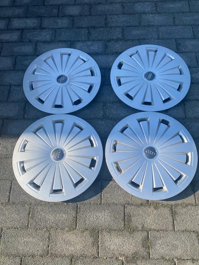 Audi 16 inch wieldoppen, Ophalen, Zo goed als nieuw