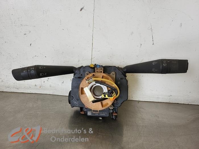 Commutateur combi colonne de direction d'un Fiat Doblo, -, 3 mois de garantie, Utilisé, Fiat