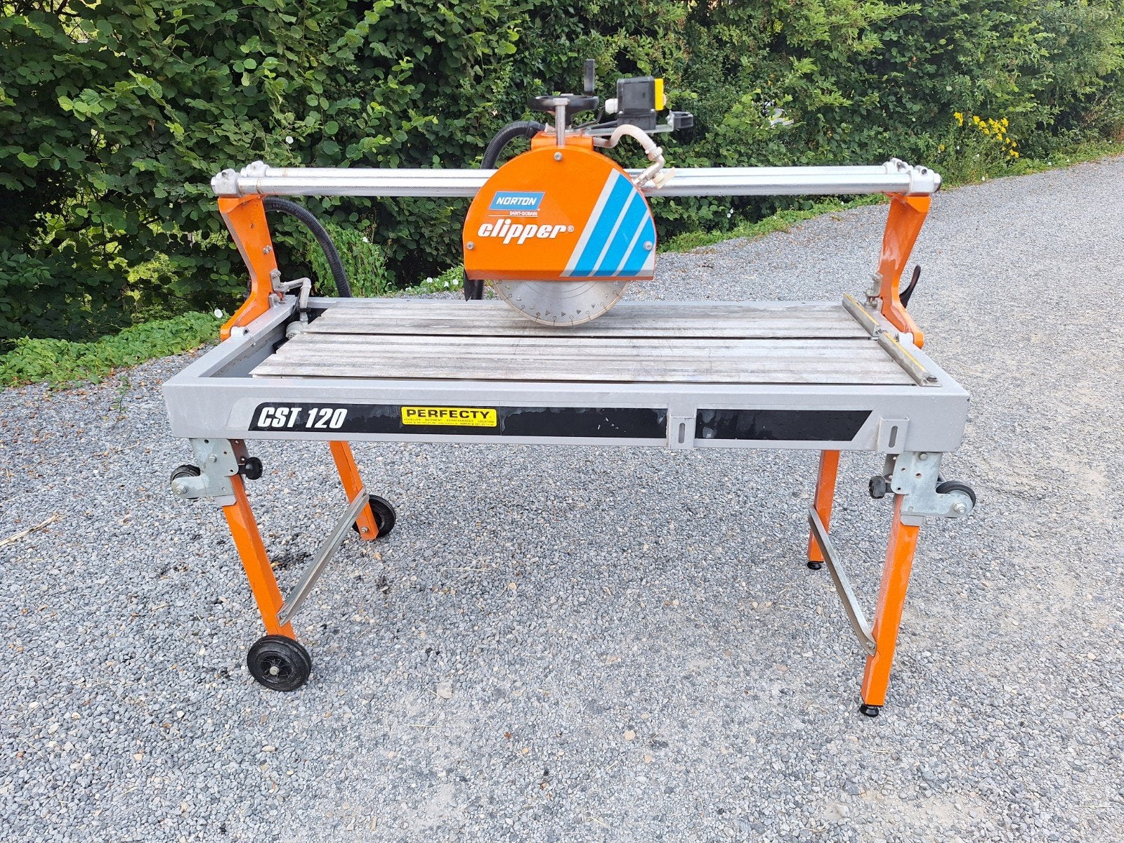 Scie à eau professionnel marque Clipper, Doe-het-zelf en Bouw, Gereedschap | Zaagmachines, Ophalen