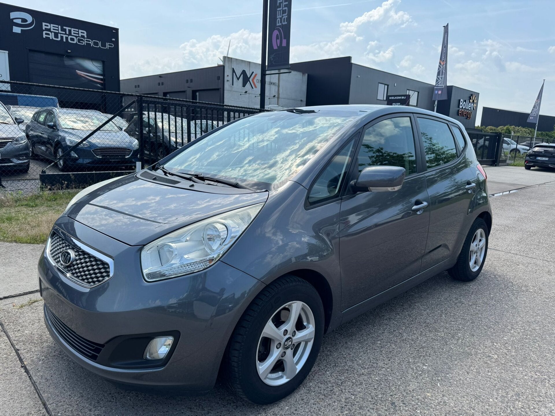 Kia Venga 1.4 CRDi Airco Pano dak Trekahaak Gekeurd vvk, Auto's, Kia, 0 kg, Euro 5, https://public.car-pass.be/vhr/9940b55b-2c9f-40a4-b2c2-d223b5c97d26