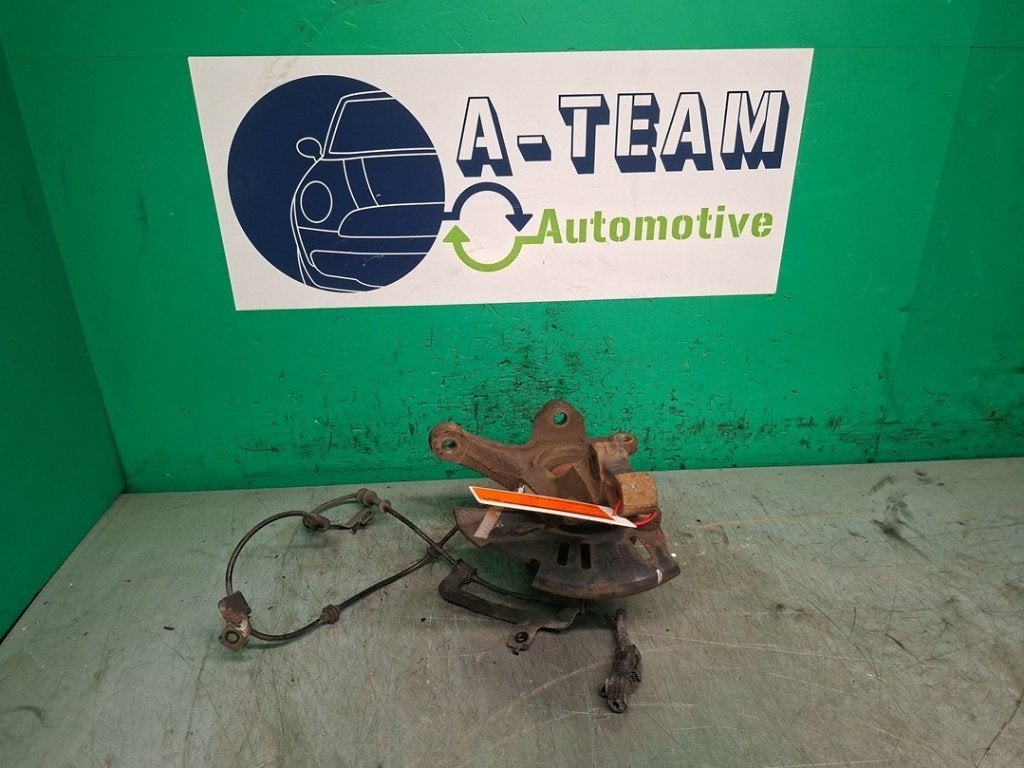 FUSEE AVANT DROITE Lancia Ypsilon (312) (01-2011/08-2018), Utilisé, Lancia