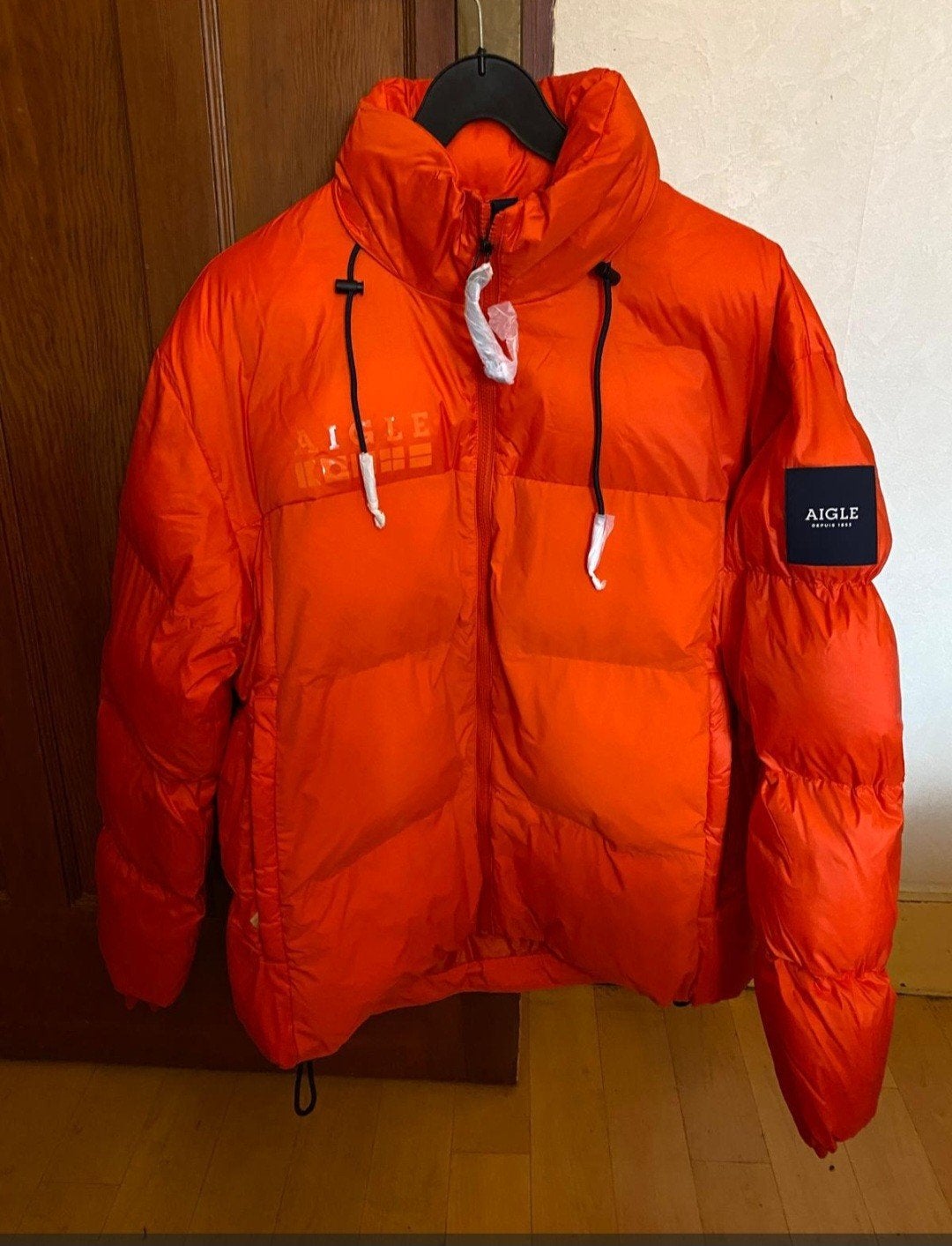 adelaar donsjack met donsjack nieuw met label, Maat 52/54 (L), Aigle, Nieuw, Oranje