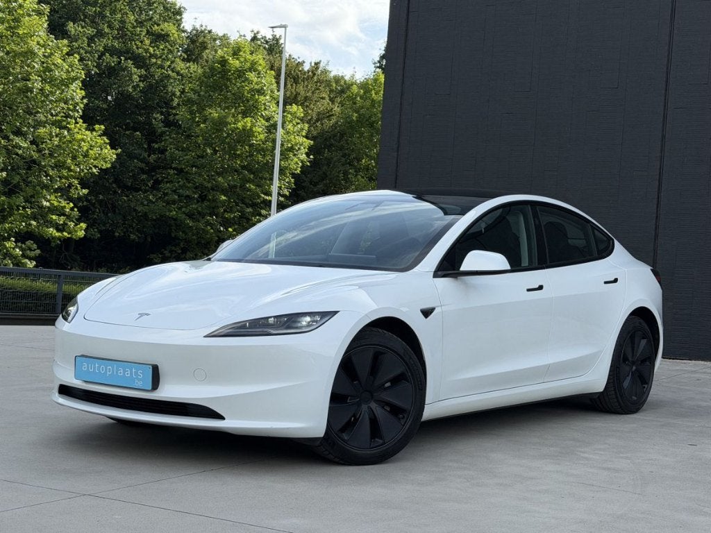 Tesla Model 3 2024 Highland 40955km Eerste eigenaar 21% BTW, Autos, Tesla, Cuir, Achat, Euro 6, Entretenue par le concessionnaire