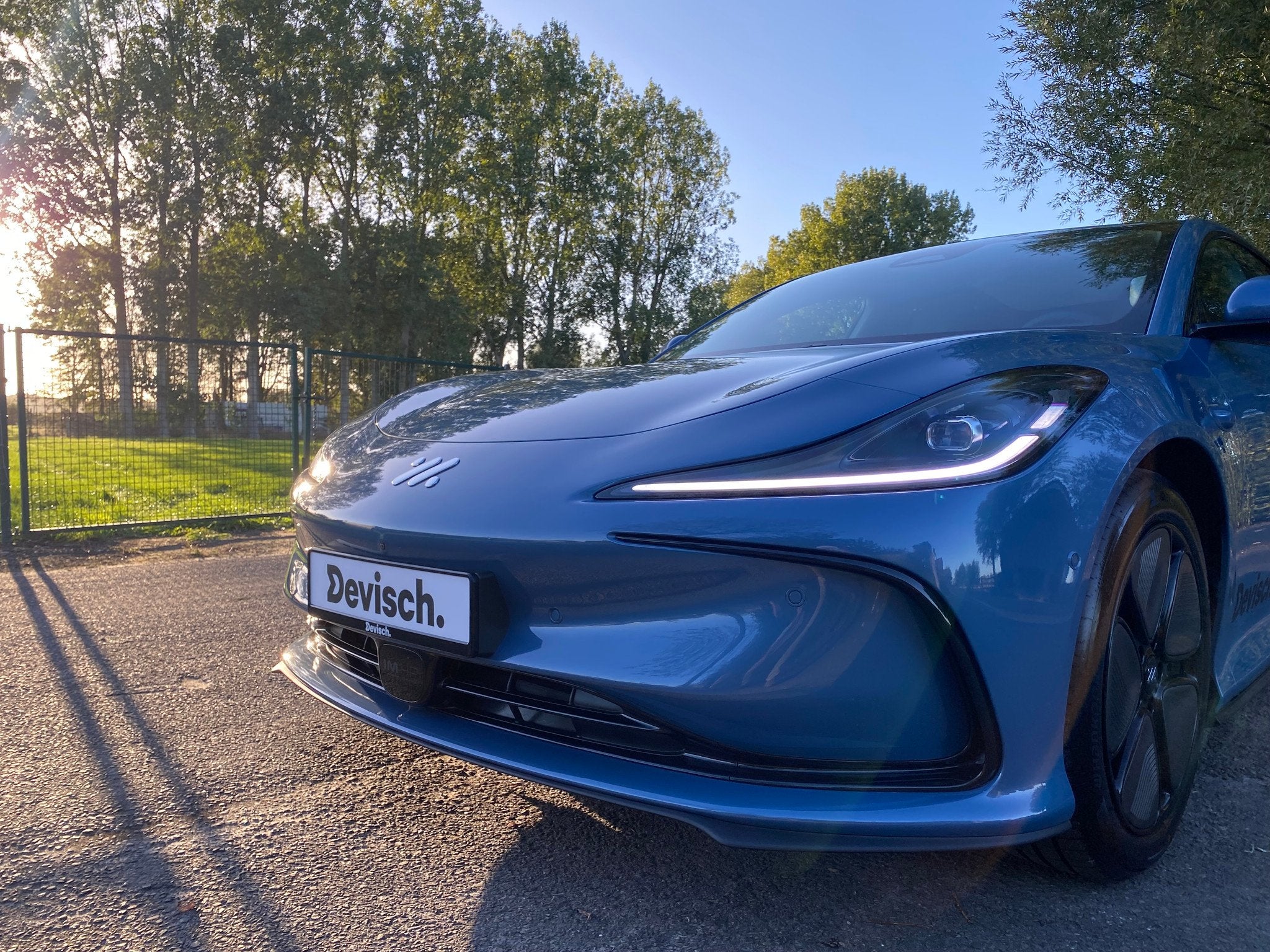 MG IM5 EV STANDARD 75 KWH 2WD (bj 2026, automaat), Auto's, Blauw, Leder, 5 deurs, Parkeersensor
