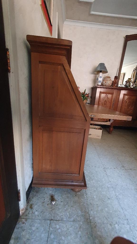 Bureau Massief Eik, Ophalen, Gebruikt