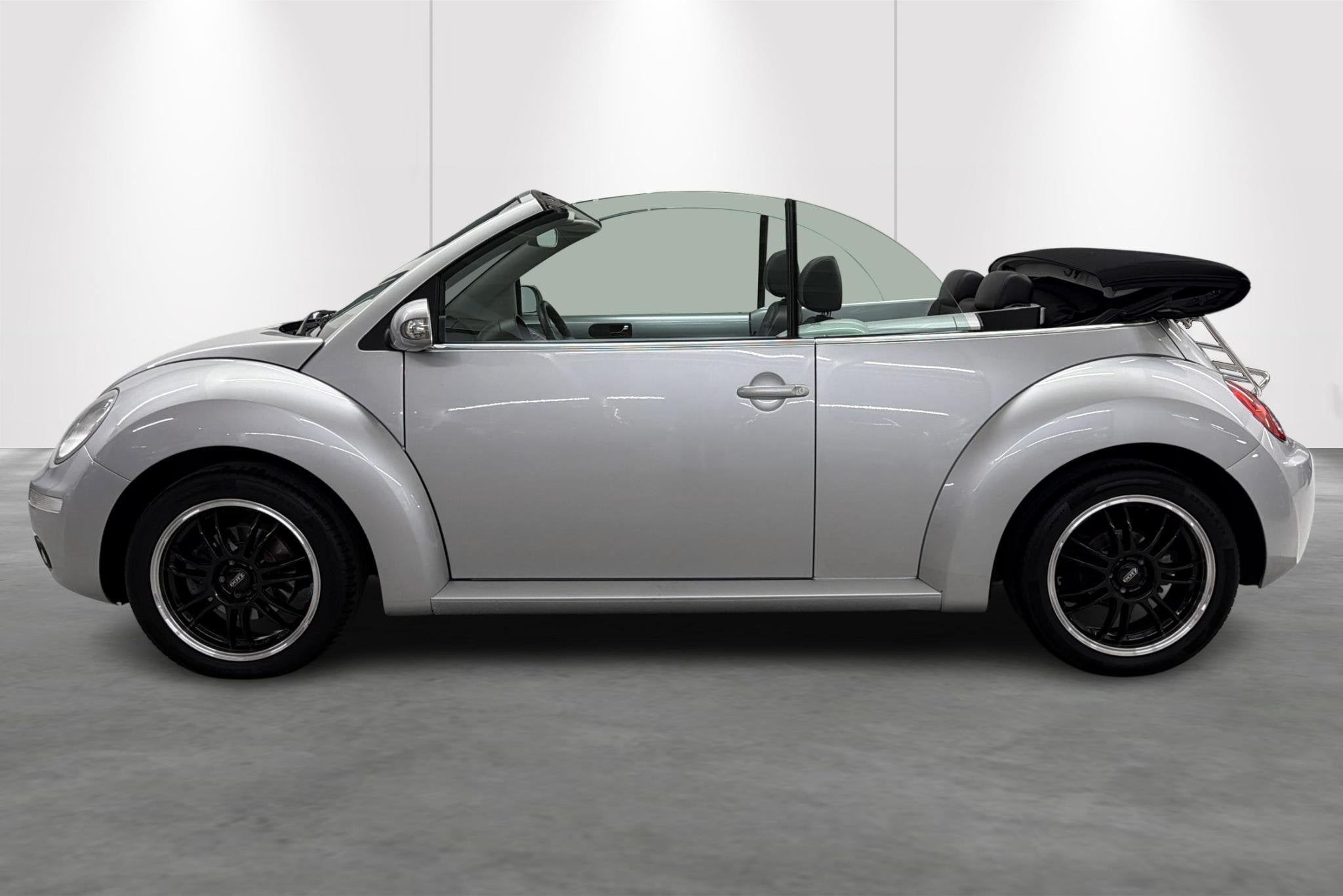 Volkswagen New Beetle Cabriolet 1.9 L TDi Cabriolet Leder Pa, https://public.car-pass.be/vhr/11624591-0df9-4583-9ca2-0c5ce17a8755