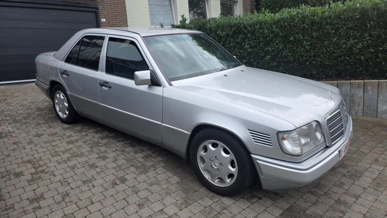 Mercedes 250d, 2500 cc, Stof, 5 deurs, Particulier
