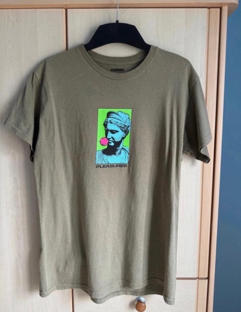 T shirt Pleasures M, Kleding | Heren, Overige kleuren, Maat 48/50 (M), Ophalen of Verzenden, Zo goed als nieuw