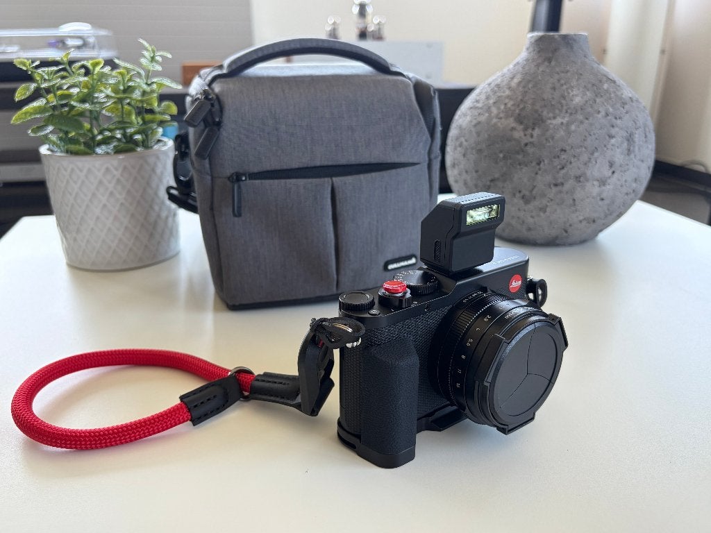 Leica D-Lux 8 met veel extra's in nieuwstaat, Audio, Tv en Foto, Fotocamera's Digitaal, Ophalen, 21 megapixels, Leica, Zo goed als nieuw